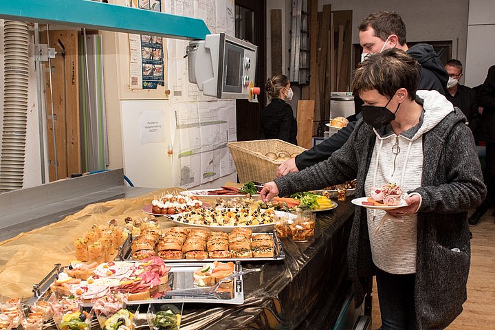 Das Festabend-Buffet ist eröffnet.
